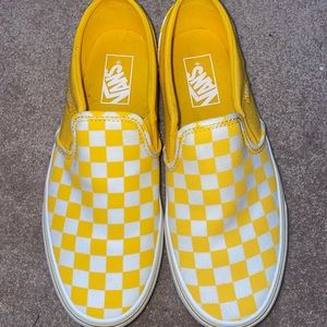 NEW WITHOUT TAGS Women’s Yellow Vans